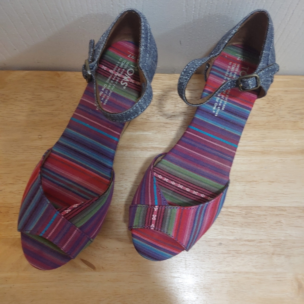 Toms Women's Multicolored Wedge Heel Ankle Strap Sandals Size 7